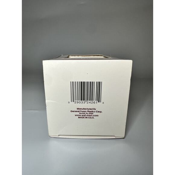 Hallmark Keepsake Goldfinch Beauty of Birds Ornament 2010 - Picture 9 of 9